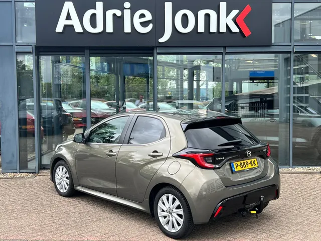 Mazda 2 Hybrid 1.5 Select AUTOMAAT | TREKHAAK | FULL HYBRID | A.CAMERA | HEAD-UP DISPLAY | STOEL- en STUURVERWARMING | APPLE CARPLY/ANDROID AUTO |