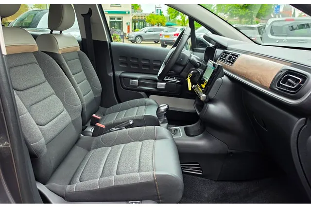 Citroën C3 1.2 83PK PureTech Plus Navi Pack & Android Auto & Apple CarPlay