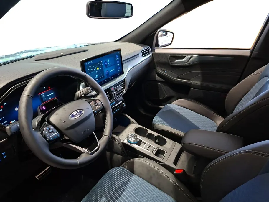 Ford Kuga 2.5 PHEV BlueCruise Edition | €4.000.- korting | 0,99% rente | Kantel / schuifdak | 20'' velgen