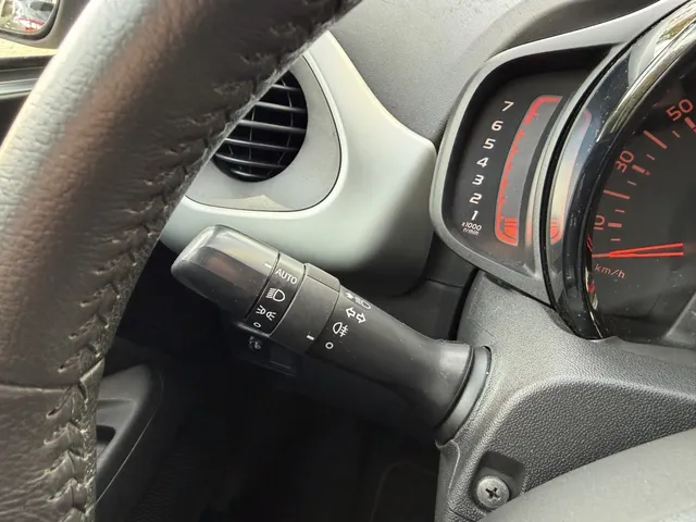 Citroën C1 1.0 VTi Automaat 5D SHINE | Leder | Camera | ECC | PDC | All-Season