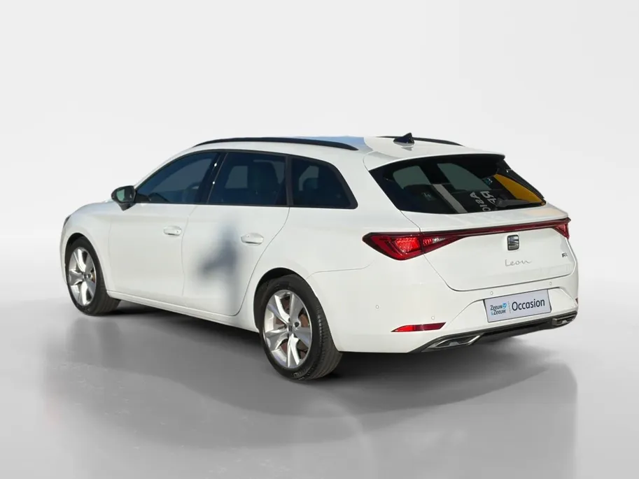 SEAT Leon Sportstourer 150PK 1.5 TSI FR Business Intense | Navigatie | Cruise Control Adaptief | Climate Control | Apple Carplay/Android Auto | Camera | Parkeersensoren | Lichtmetalen Velgen | Licht & Regen Sensor |