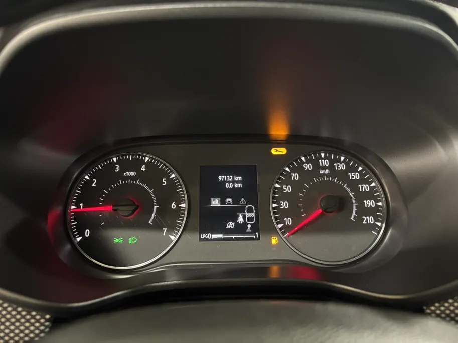 Dacia Sandero 100PK TCe Bi-Fuel Essential | 1e eigenaar | Trekhaak | Airco | Bluetooth | Parkeersensoren | Cruise Control | LED Koplampen | Camera | Lichtmetalen Velgen |