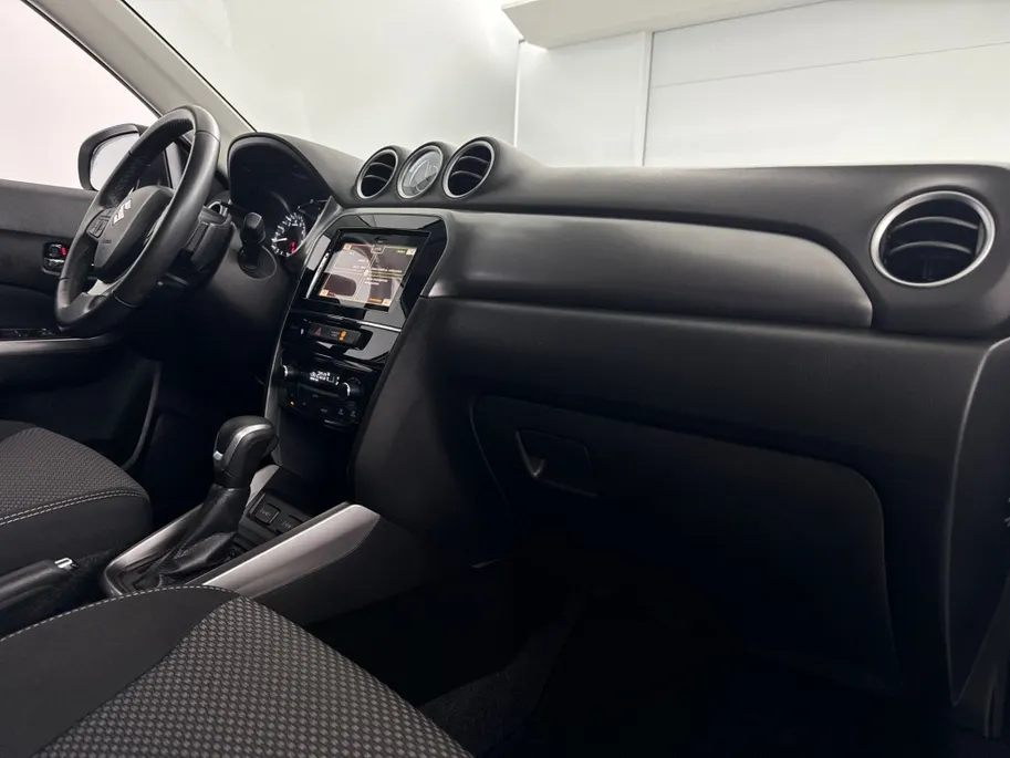 Suzuki Vitara 1.5 Hybrid Select Automaat | Apple Carplay/Android Auto | Adaptieve Cruise Control | Parkeercamera