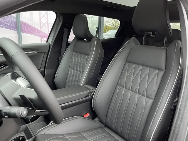 Mitsubishi Eclipse Cross Instyle 87 kWh | Panoramadak | Harman Kardon audio
