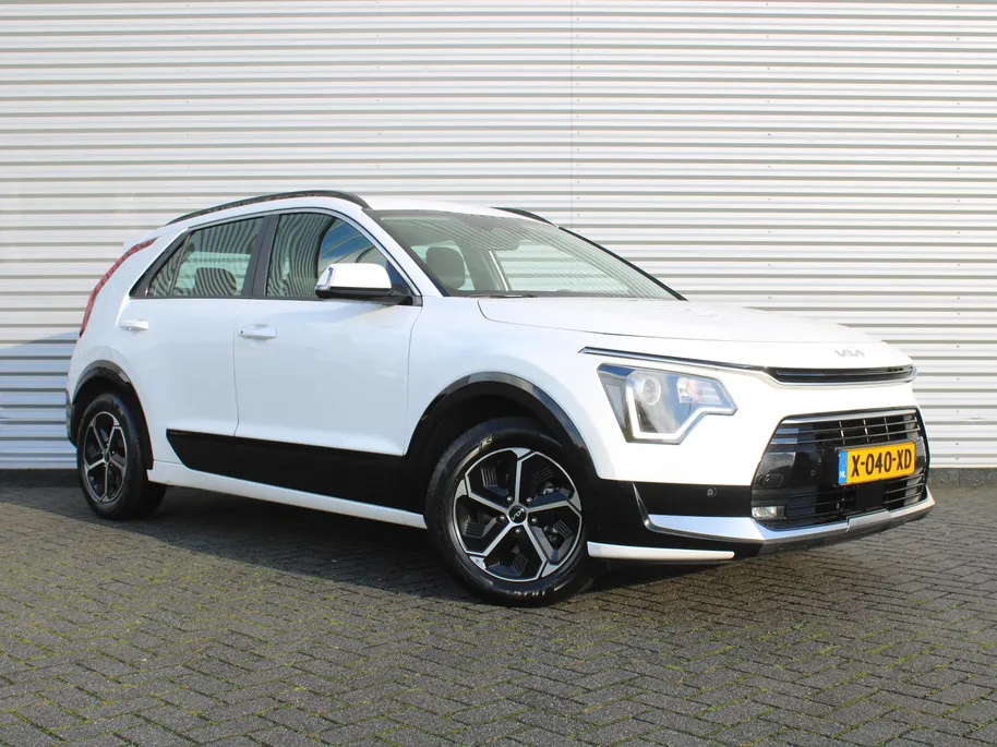 Kia Niro 1.6 GDi Hybrid DynamicLine | Camera | Cruise adapt. | Clima | 16' LM | Navi | Keyless | Apple Carplay/Android Auto |