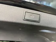 Škoda Enyaq iV 60 180pk · SOH 96,1% · 360 Camera · Inklap. Trekhaak · Matrix LED · Stuur- & Stoelverwarming · Elek. Bestuurdersstoel · Keyless ·