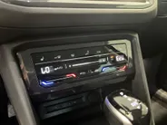 Volkswagen Tiguan 1.4 TSI 245pk DSG eHybrid Life Business · Apple/Android Car Play · Wegklapbare Trekhaak · Navigatie · P-Sensoren · Stoel-& Stuurverwarming · 17'' Inch ·