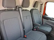 Ford Transit Custom 320 2.0 TDCI L2H1 Limited 136 pk handgeschakeld | BPM vrij! | Dealer onderhouden | Trekhaak | Apple carplay/ Android Auto