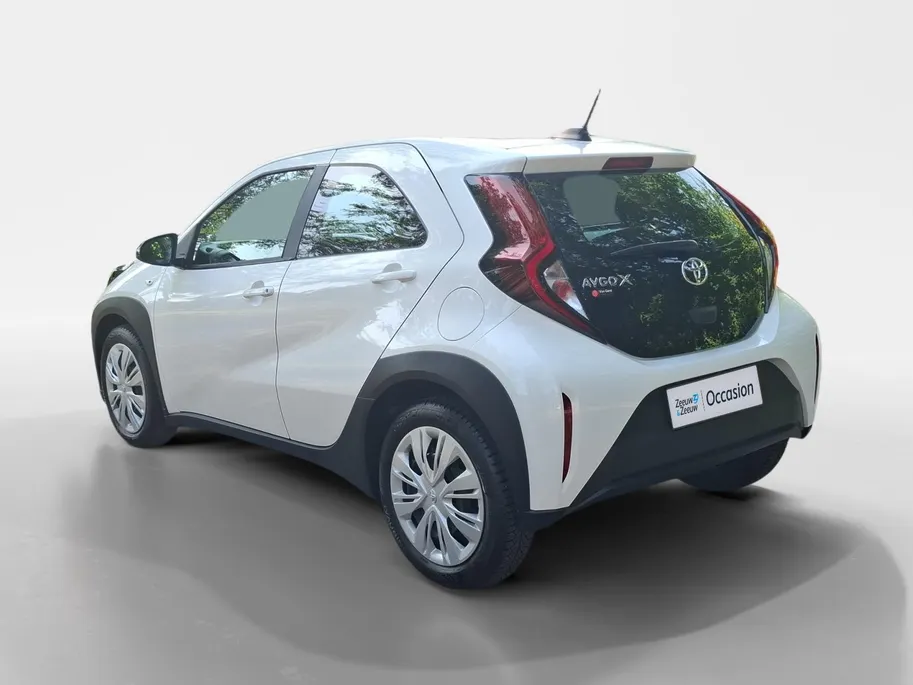 Toyota Aygo X 1.0 VVT-i MT Play | AIRCO | CAMERA | APPLE/ADROID AUTO |