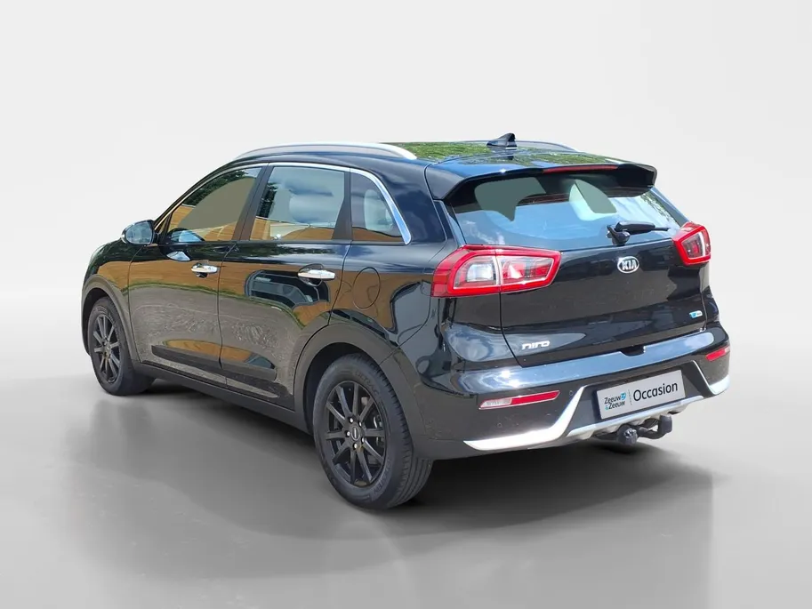 Kia Niro 1.6 GDi Hybrid First Edition achteruitrijcamera , navigatiesysteem full map , electronic climate controle , cruise , parkeersensor , lm velgen zwart .