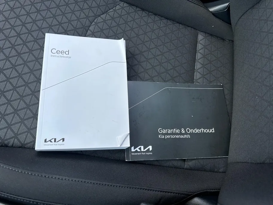 Kia Ceed Sportswagon 1.0 T-GDi ComfortLine | Navigatie | Apple Carplay/Android | Climate Control | Cruise Control | Metallic |