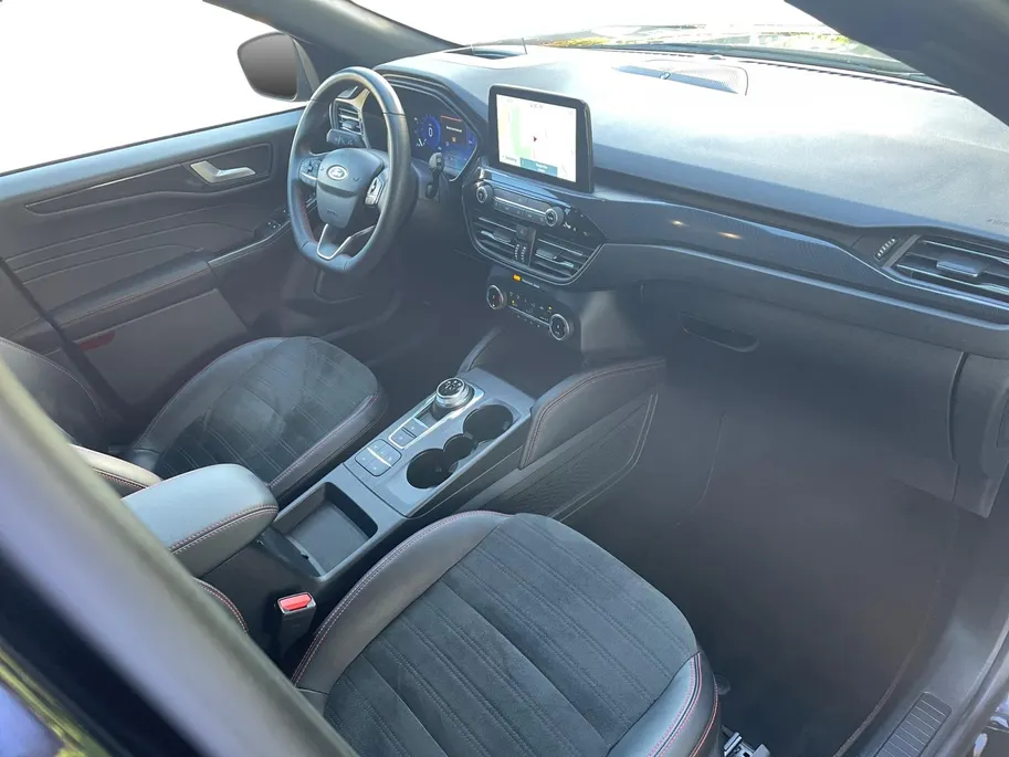 Ford Kuga 2.5 PHEV ST-Line | Adaptive Cruise Control | (HUD) Head Up Display | Winterpakket | Wegklapbare trekhaak | 18'LM Velgen |