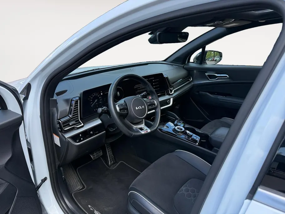 Kia Sportage 1.6 T-GDi Plug-in Hybrid AWD GT-Line Origineel Nederlands | Dealer onderhouden| Resterende fabrieksgarantie | Stoelverwarming + stuurverwarming | Schuifkanteldak |