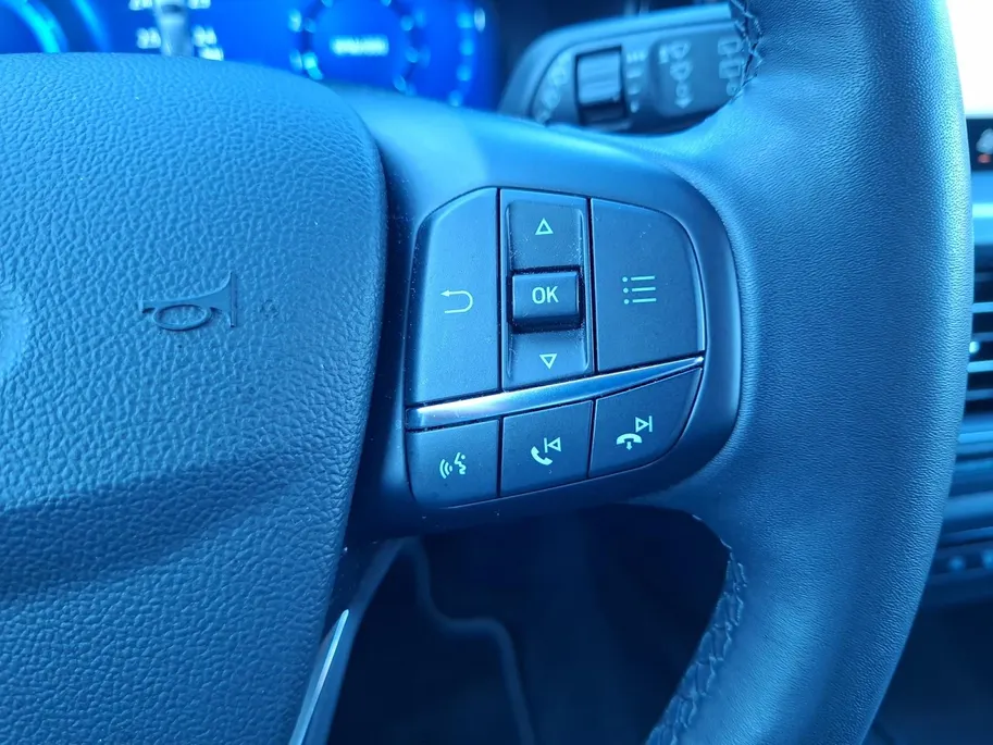 Ford Focus Wagon 1.0 EcoBoost Hybrid Titanium X | Dealeronderhouden | Stoel- stuur en voorruitverwarming | Navigatie