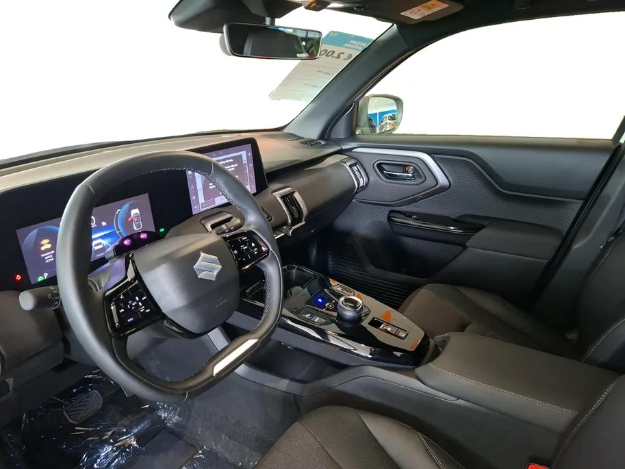 Suzuki e Vitara Style 61 kWh | €2.000.- inruil premie | Direct leverbaar | Hoge instap | Panorama dak | 360 camera | 10 jaar garantie!