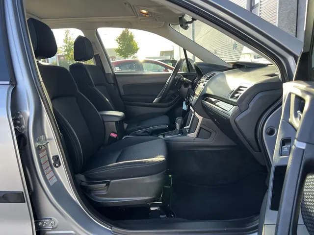 Subaru Forester 2.0 Luxury Automaat | Trekhaak | All Season Banden | Elek. Schuif/Kantel Dak | Adaptieve Cruise Control