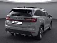 Škoda Kodiaq 1.5 TSI 204pk DSG PHEV Sportline Business · Panoramadak · Wegklapbare Trekhaak · Camera · Elek. Voorstoel · Elek. Achterklep · 19'' Inch · Garantie t/m 24-06-2030 of 100.000km