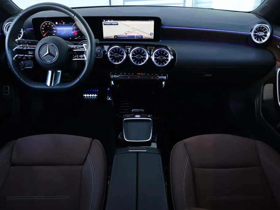 Mercedes-Benz CLA Shooting Brake 180 Star Edition AMG Line