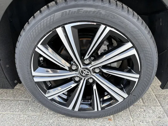 Toyota Corolla Touring Sports 1.8 Hybrid Dynamic | Trekhaak | Nieuwe All Seasons