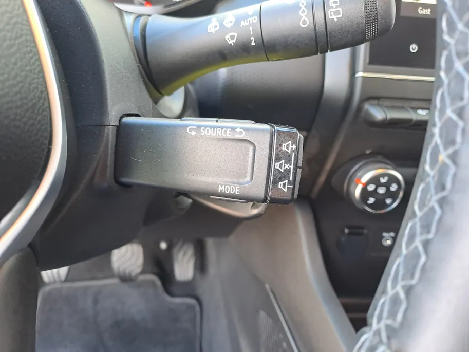 Renault Clio 1.0 TCe 90 Equilibre | Navigatie | Cruise | DAB | Rijstrooksensor met correctie | Airco | Apple Carplay/Android Auto