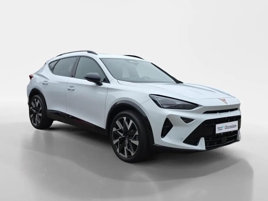 CUPRA Formentor 1.5 TSI e-Hybrid Business 204Pk | Panoramadak | Elektr. Trekhaak | Stoelverwarming | Elektr. Achterklep | Matrix Led koplampen | Virtual Cockpit | Fabrieksgarantie |