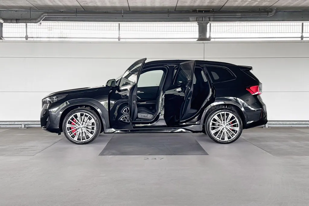 BMW iX1 eDrive20 67 kWh M Sport Edition