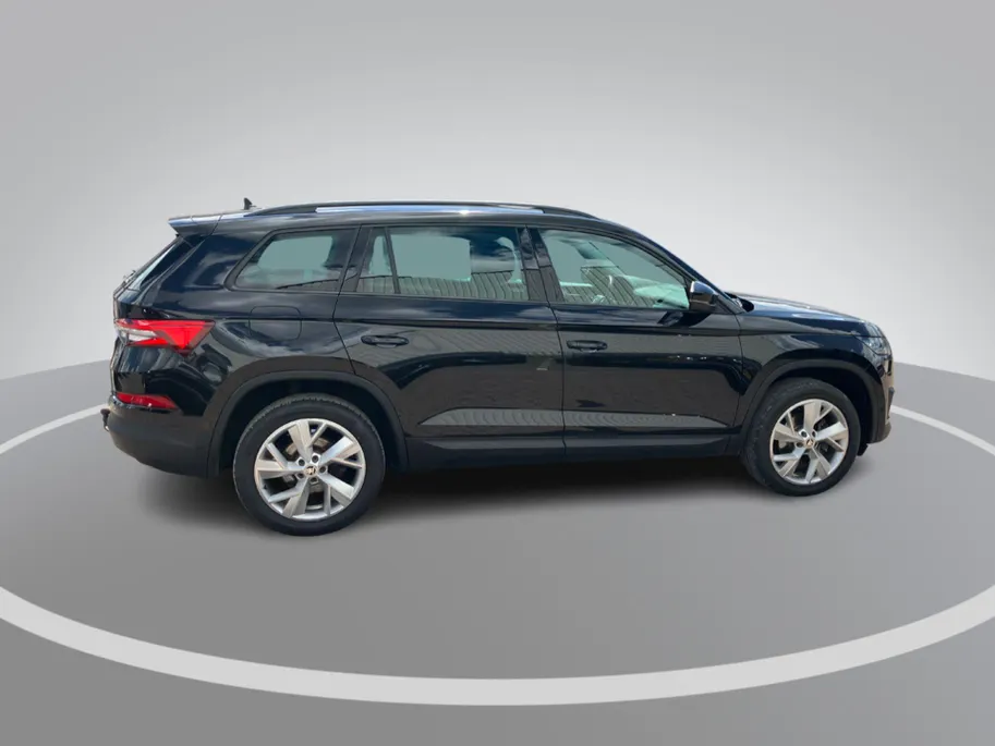 Škoda Kodiaq 1.5 TSI 150PK DSG Business Edition Plus 7p. Navigatie · Trekhaak · 360°Camera + Parkeersensoren ·