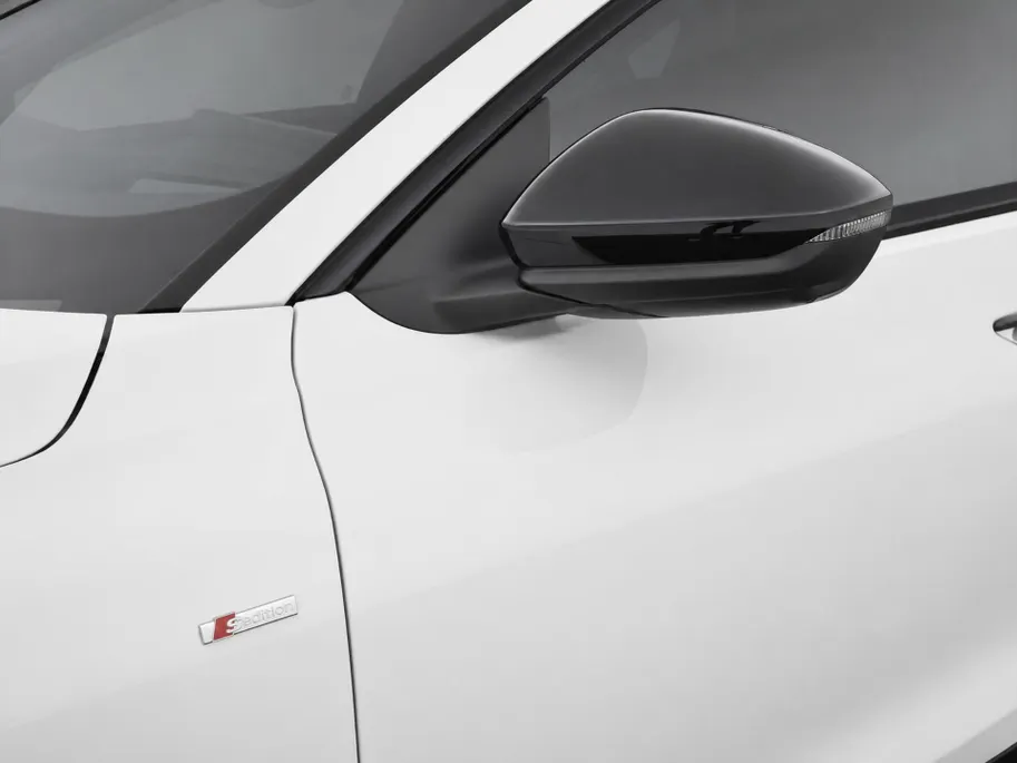 Audi A6 e-tron S edition 83 kWh 286 PK · Tech Pro · 21' LM Velgen · Bang & Olufsen Sound · Panorama-glasdak · Privacy glas · Head up display · Luchtvering · Servosluiting