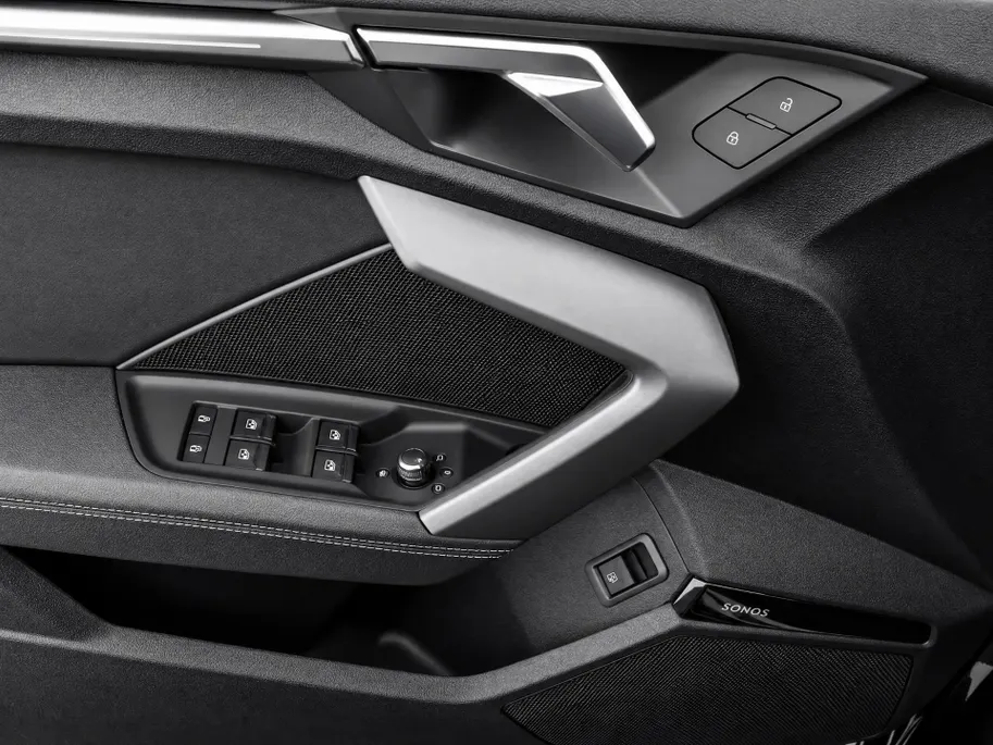 Audi A3 Sportback 40 TFSI e S edition 204 PK · Sonos premium met 3D geluid · Comfortsleutel zonder safelock · Assistentiepakket rijden en parkeren plus · MEGA Sale