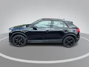 Audi Q2 35 TFSI CoD 150pk S line Edition · Trekhaak · Adaptive Cruise Control · Afgevlakt stuurwiel · Elek. inklap. buitenspiegels · Navigatie · Clima · Parkeersensoren V+A ·