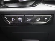 Kia Niro 1.6 GDi Hybrid DynamicPlusLine | Trekhaak | BTW Auto | Schuifdak | Stuur-/stoelverwarming | Cruise adapt. | Camera | Clima | Leer | HUD | LED | 16' LM |