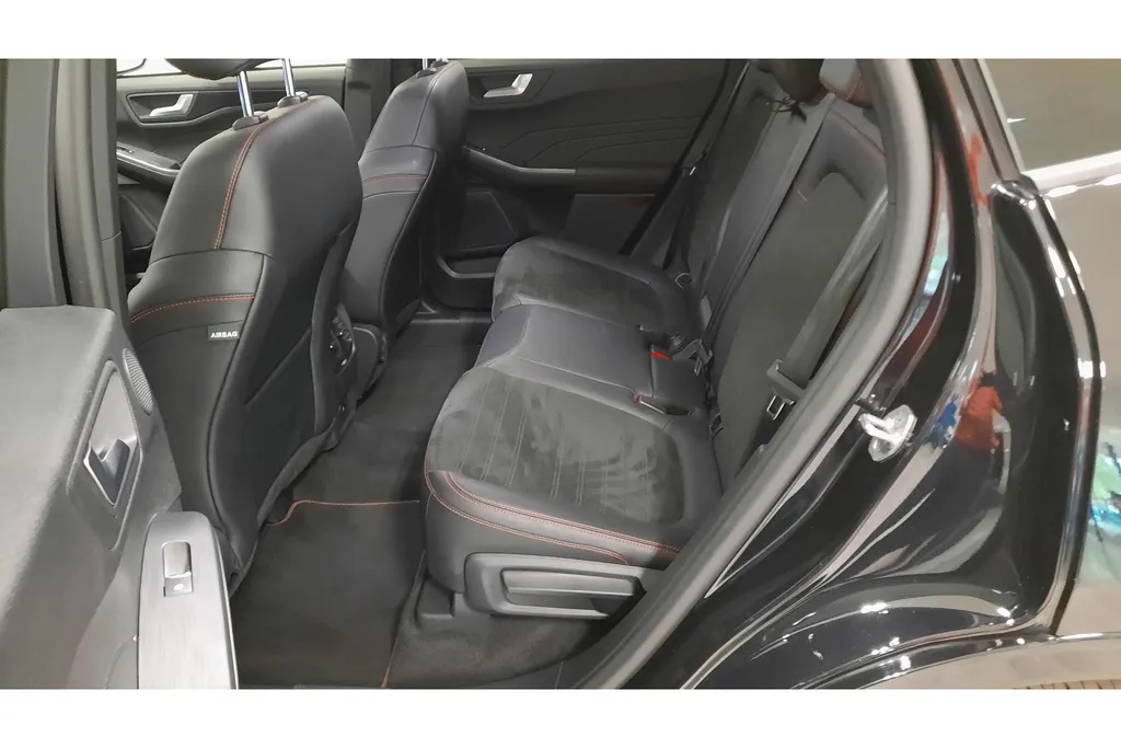 Ford Kuga 2.5 PHEV 225PK ST-Line X | Winter Pack | Driver Assistance Pack | Adap. Cruise |