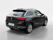 Volkswagen T-Roc 1.5 TSi DSG7-autom. Sport Navi | Apple Carplay/Android Auto | Trekhaak | Climate Control | Cruise Control | Etc.