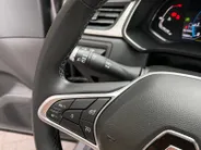 Renault Captur 1.0 TCe 90 Intens | HOGE ZIT | TREKHAAK | APPLE / ANDROID CARPLAY | CRUISE/CLIMATE CONTROL