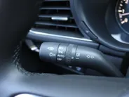 Mazda 3 2.0 e-SkyActiv-X M Hybrid 186 Homura | Stoelverwarming | Camera | Dodehoek detectie | HUD | 18' LM | LED | Cruise adapt. |