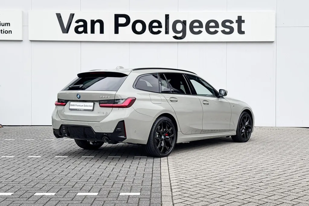 BMW 3 Serie Touring 330e
