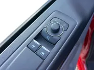Ford Transit Custom 320 2.5 PHEV L2H1 Limited | BPM vrij! | Elek. Trekhaak | 2300KG Trekgewicht | Parkeercamera | Adaptieve Cruise Control | Dodehoek Detectie | Winter Pack |
