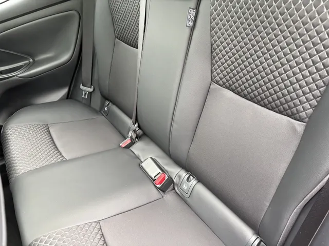 Toyota Yaris 1.5 Hyb. 130 Executive | Panoramadak | JBL | Blindspot