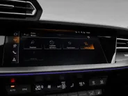 Audi A3 Sportback 40 TFSIe S-Tronic 204 pk S Edition · Panoramadak · Camera · HUD Head-up display · SONOS · Ambient light Pro · Elek. Achterklep · 18 inch · Garantie t/m 07-08-2030 of 100.000km