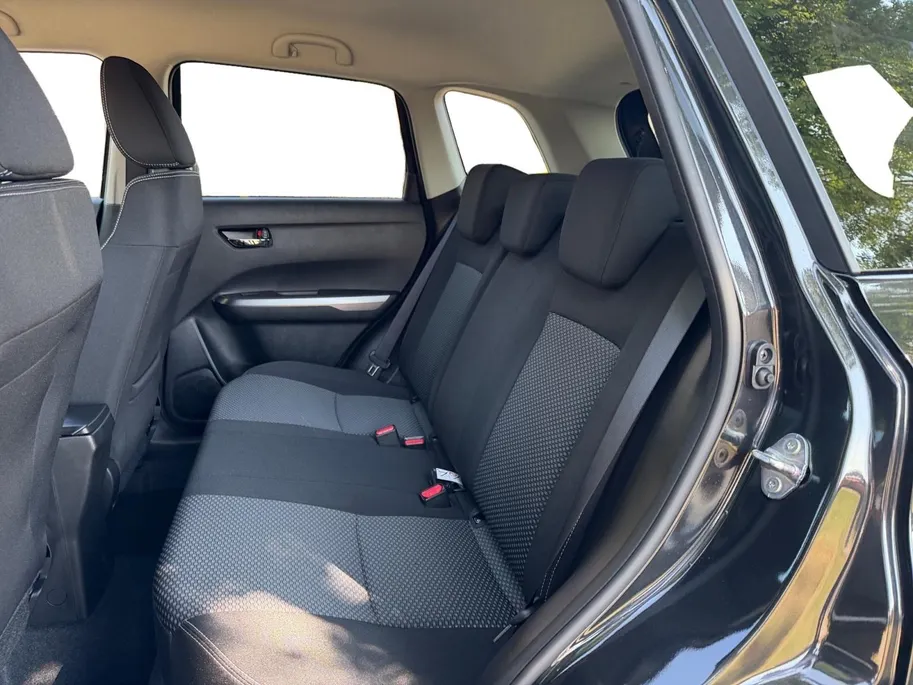 Suzuki Vitara 1.4 Boosterjet Smart Hybrid Select | Op Voorraad | Snel Rijden | Actiekorting: €2200,- op Beperkte Voertuigen | Private Lease Vanaf €439,- |