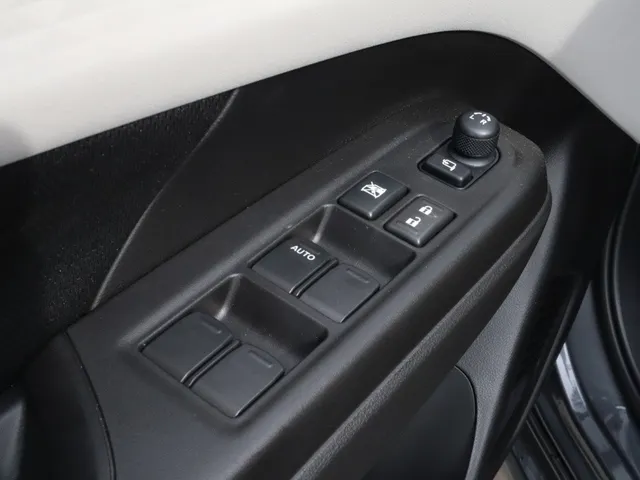 Suzuki Swift 1.2 Style Smart Hybrid