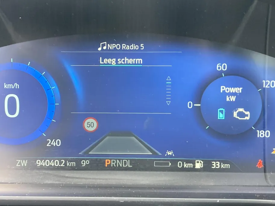 Ford Kuga 2.5 PHEV 225 ST-Line X Panoramadak- Driver Asstance Pack - 19inch LM velgen - Draadloos opladen