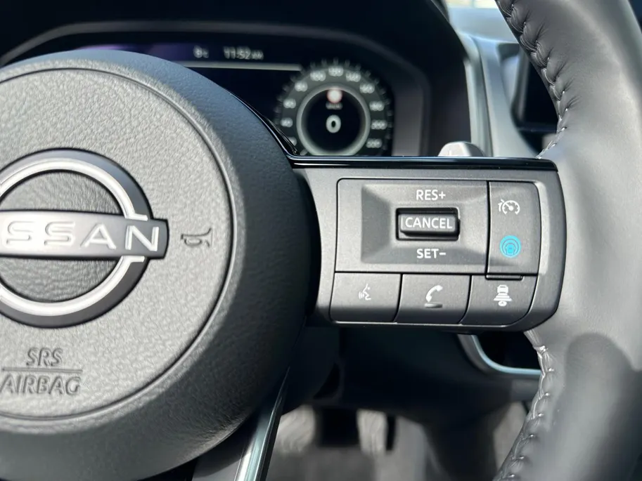 Nissan QASHQAI 1.3 MHEV Xtronic Tekna Plus | NISSAN MORE 10 Jaar garantie | €6000,- korting inclusief inruilpremie | Meest uitgebreide uitvoering | Andrioid/Apple Carplay | 360graden camera's | Stoel-/ Stuur-/ Voorruitverwarming | Panoramadak |