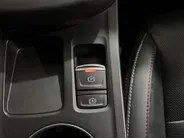 Renault Arkana 145PK E-Tech Hybrid R.S. Line Automaat | 9,3' Navi | Camera | Climate Control | Adaptive Cruise Control | Stoel + Stuurwiel verwarming | Apple CarPlay/Android Auto | Parkeersensoren | Lichtmetalen Velgen |