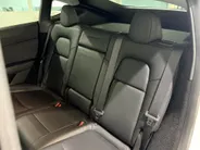 Tesla Model Y 351PK Long Range AWD 75 kWh Automaat | SOH-Waarde 93% | 1e eigenaar | Panoramadak | Basic Autopilot | 360 Camera | Stoelverwarming | Leder | Elektrische Achterklep | Elektrische Stoelen | Full LED |