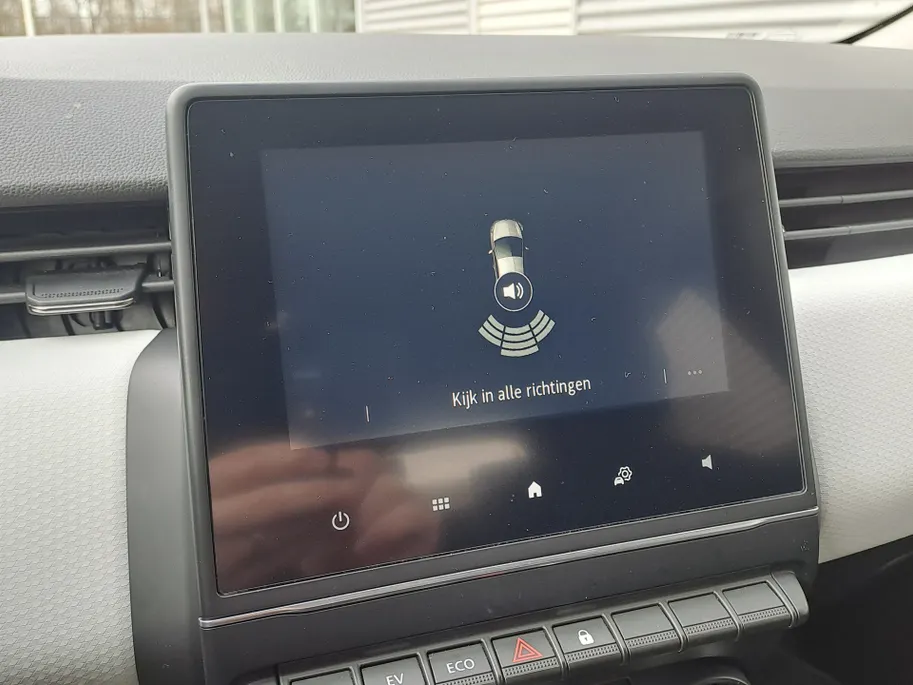 Renault Clio 1.6 E-Tech Full Hybrid 145 evolution AUTOMAAT | Navigatie | Sensoren | Airco | Cruise | Rijstrooksensor met correctie | DAB | Apple Carplay/Android Auto