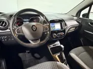 Renault Captur 120PK TCe Intens Automaat | Trekhaak | Navi | LM Velgen Hoogglans Zwart | Camera | Parkeersensoren | Full LED | Climate Control | Cruise Control | Keyless Entry | Elektrische Ramen & Spiegels | Licht & Regen Sensor |