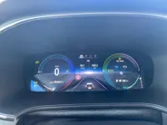 Renault Megane E-Tech Estate 1.6 Plug-In Hybrid 160 R.S. Line *Automaat*Navi+Camera*Climate Control*Adapt.Cruise Control*Stoelverwarming*HUD*Sportstoelen*Zeer complete auto!