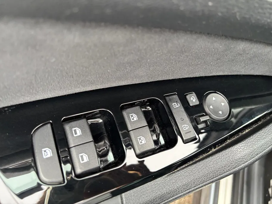 Kia Sportage 1.6 T-GDi Hybrid GT-PlusLine | ADA | Stuur en stoel verwarming | Pano |