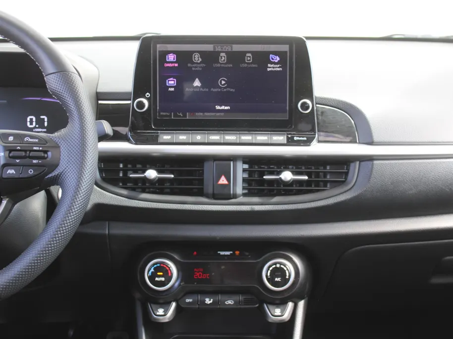 Kia Picanto 1.0 DPI GT-Line | Stuur-/stoelverwarming | Schuifdak | Camera | Dodehoek detectie | Telefoonlader | Clima | Navi | 16' LM | LED | Cruise |